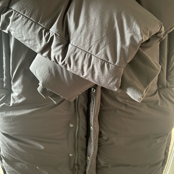 SUPER ONE PUFF - Size Small - Black - Picture 3 of 7